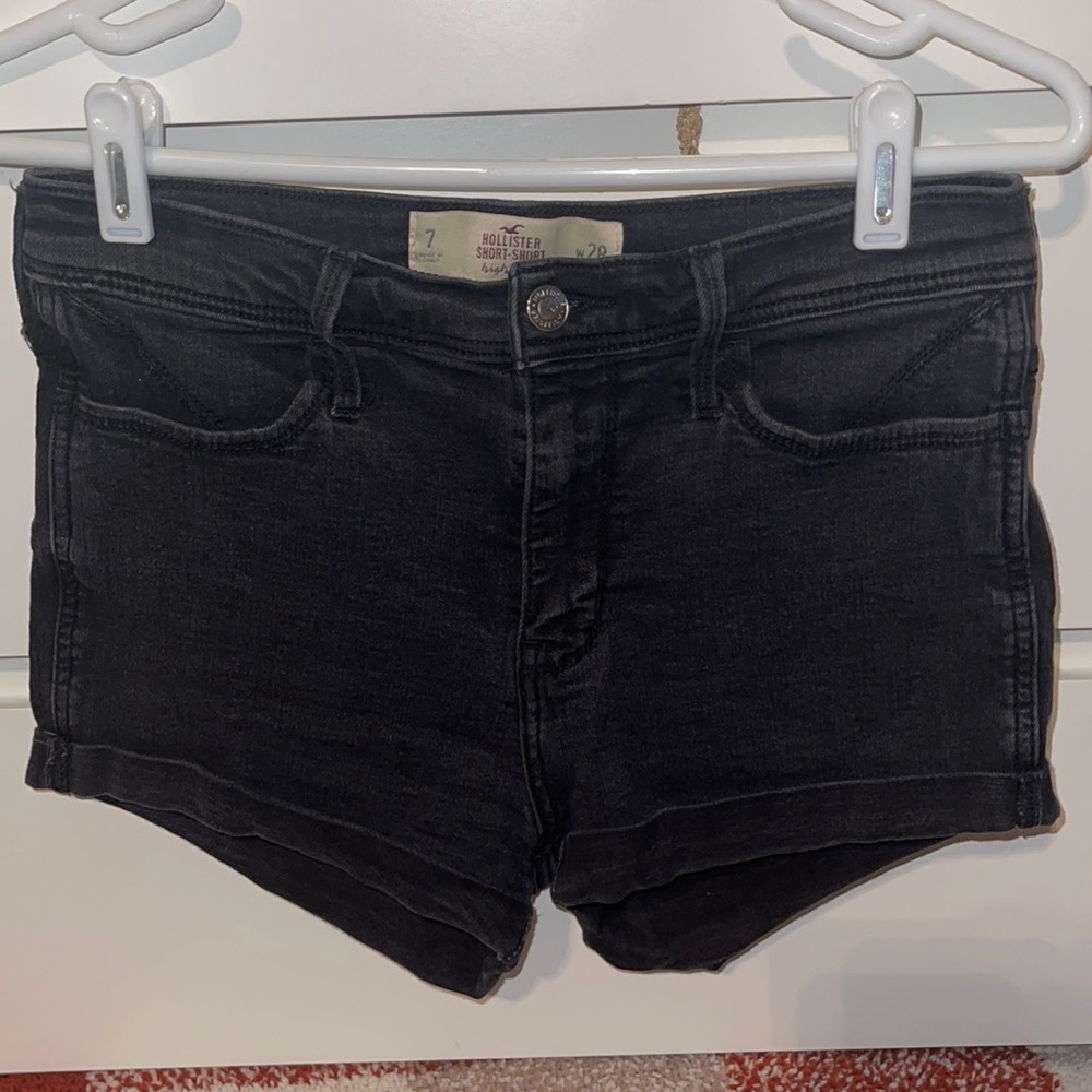 Black Hollister high rise shorts.